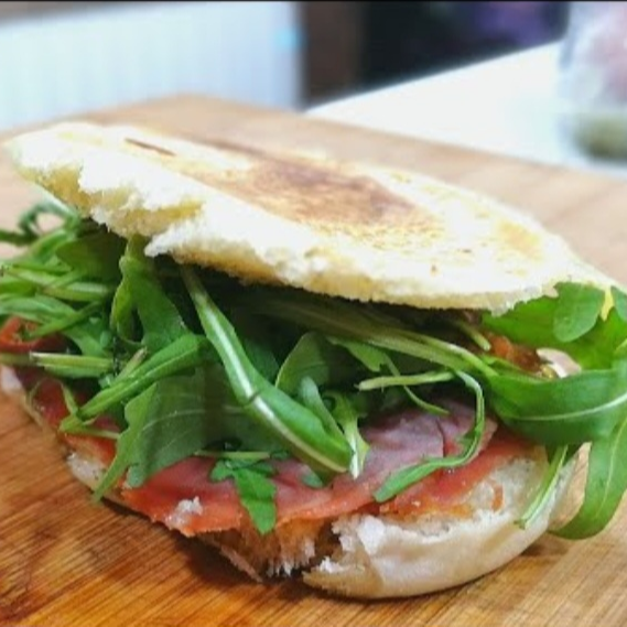 Tostado amor amarillo. 